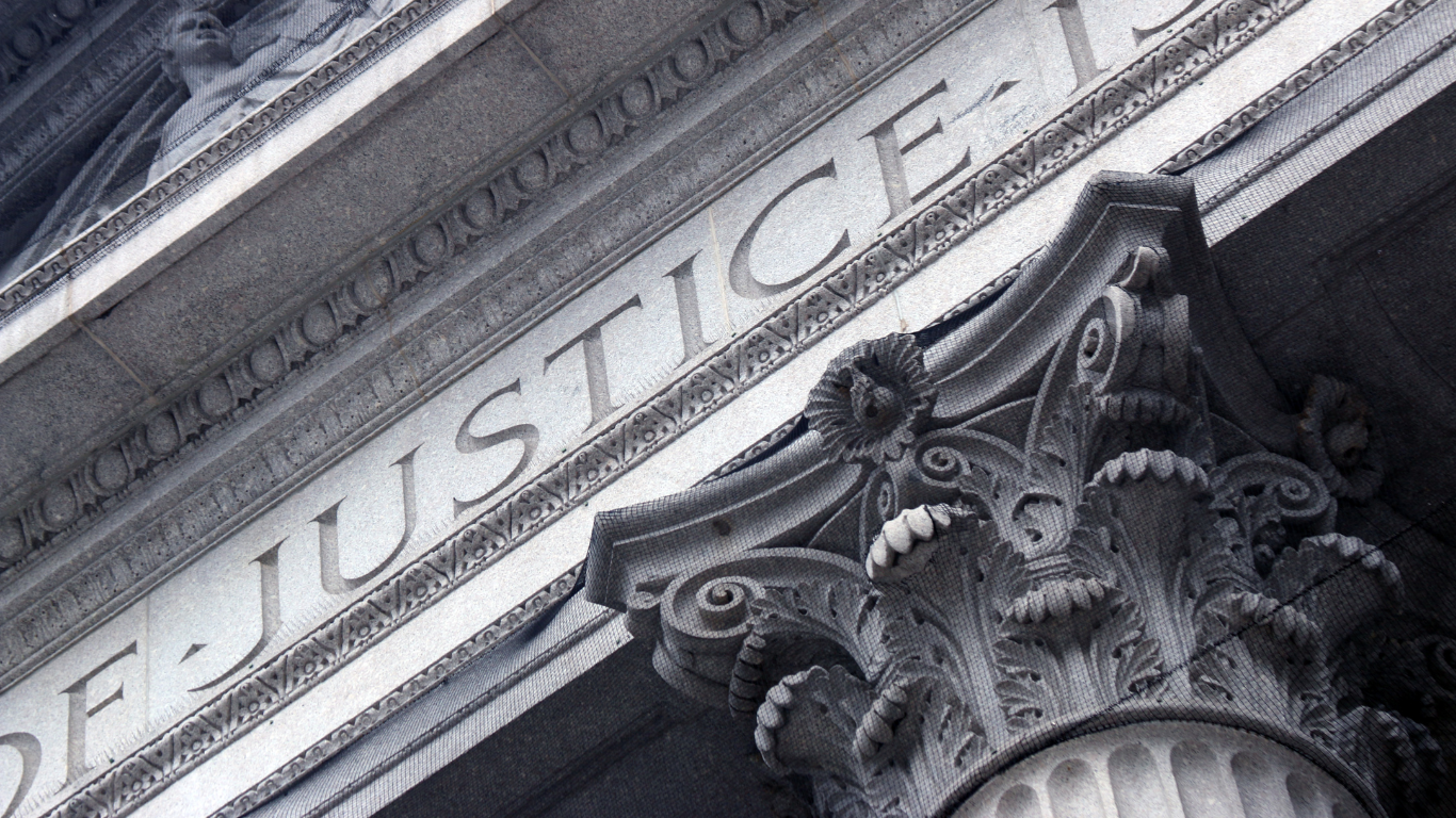 Picture of a court building